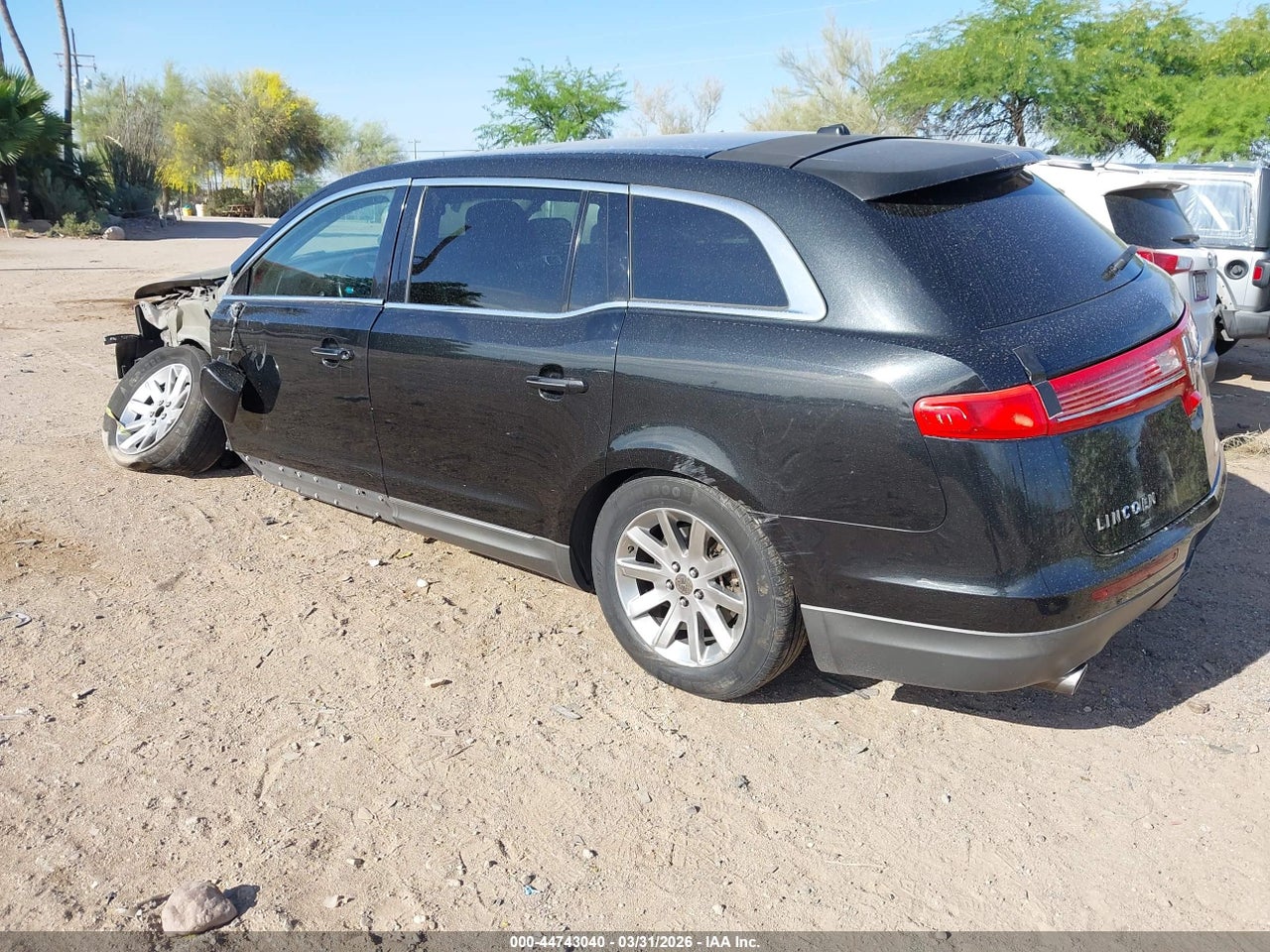 2010 LINCOLN MKT · 3/11