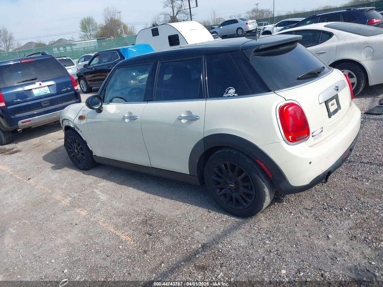 2015 MINI HARDTOP COOPER · 3/11
