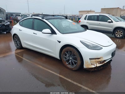 5YJ3E1EA2MF****** · 2021 TESLA MODEL 3 STANDARD RANGE PLUS REAR-WHEEL DRIVE