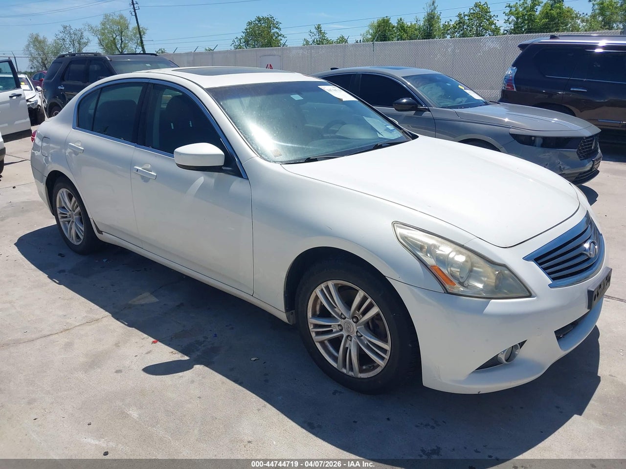 2012 INFINITI G37