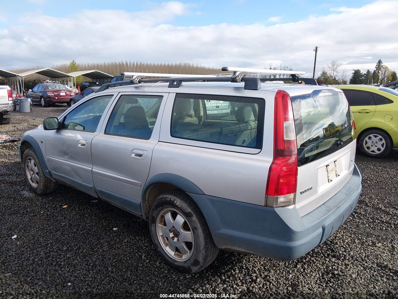 2003 VOLVO XC70 2.5T · 3/11