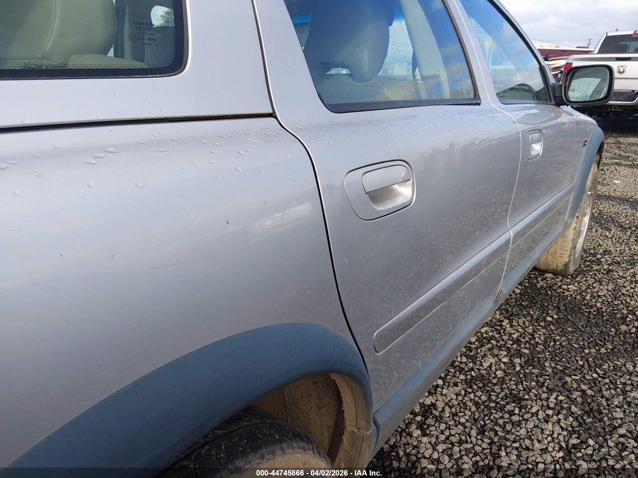 2003 VOLVO XC70 2.5T · 6/11