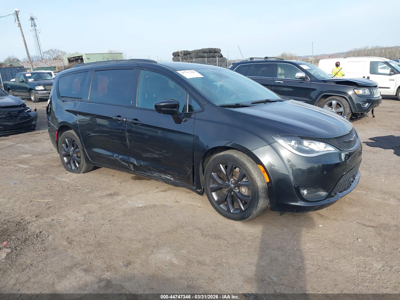 2C4RC1EG6JR****** · 2018 CHRYSLER PACIFICA TOURING L PLUS