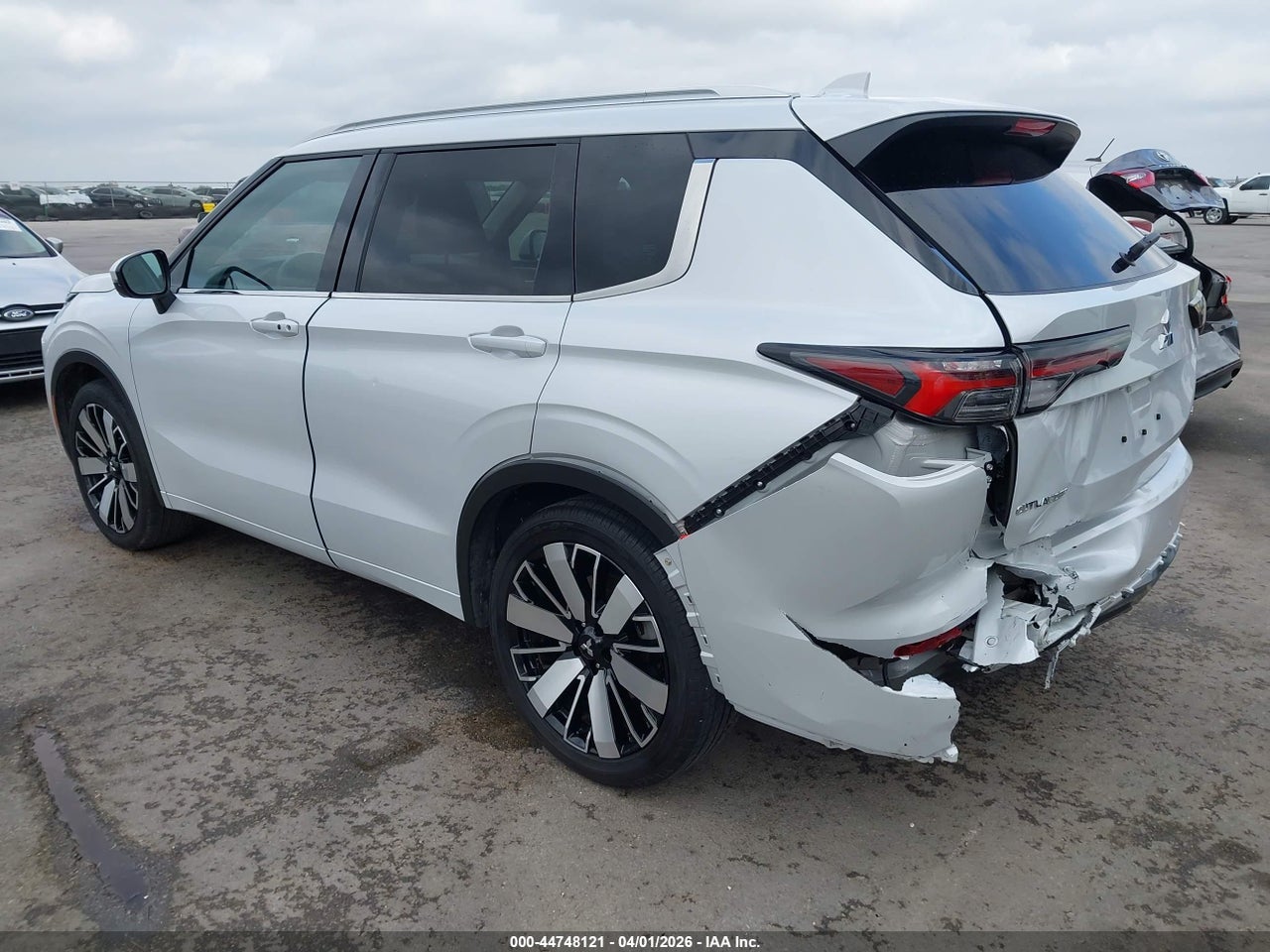 2025 MITSUBISHI OUTLANDER SEL 2.5 2WD · 3/11