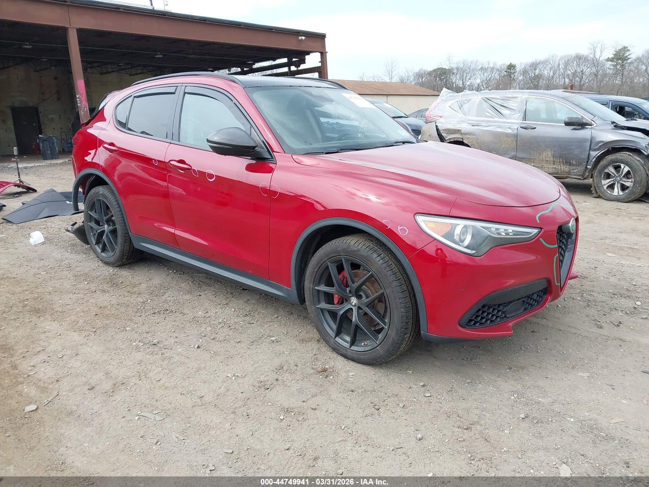 ZASPAKBN7K7****** · 2019 ALFA ROMEO STELVIO TI AWD