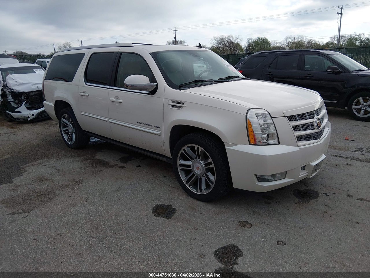 1GYS4JEF2DR****** · 2013 CADILLAC ESCALADE ESV PREMIUM