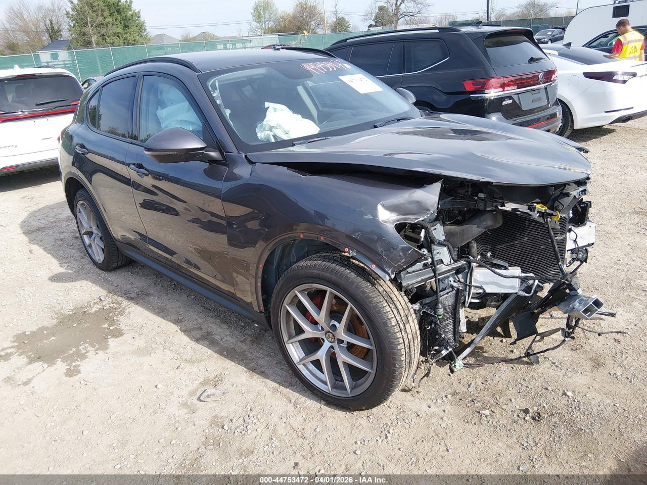ZASFAKPN5J7****** · 2018 ALFA ROMEO STELVIO SPORT AWD