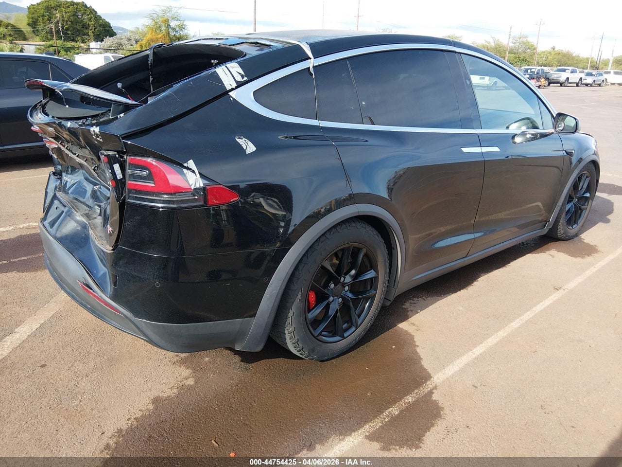 2018 TESLA MODEL X 100D/75D/P100D · 4/11