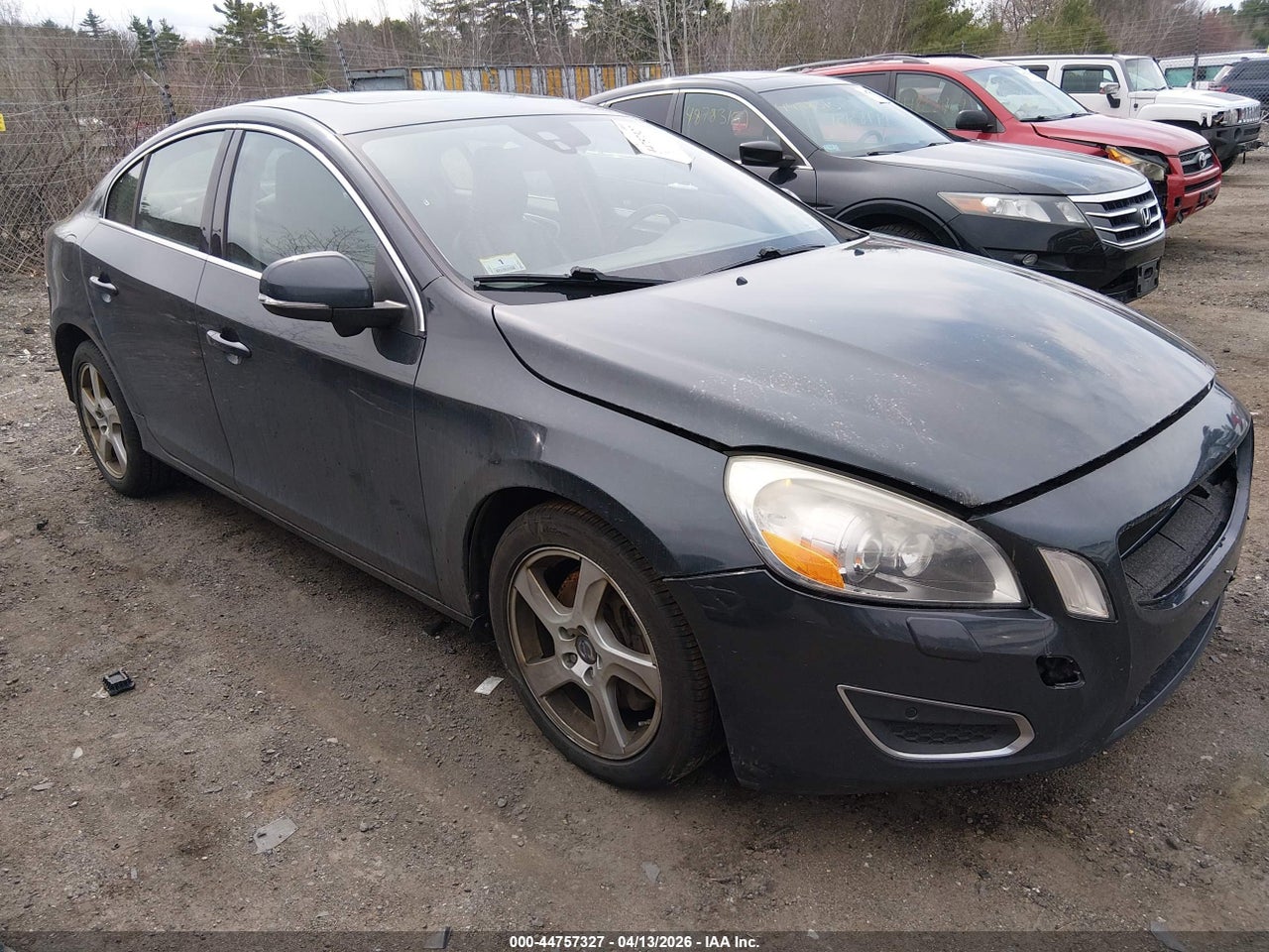 YV1612FS7D2****** · 2013 VOLVO S60 T5/T5 PLATINUM/T5 PREMIER/T5 PREMIER PLUS