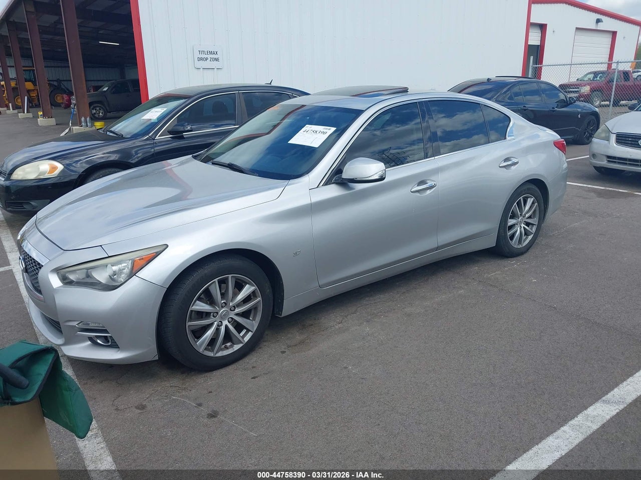 2015 INFINITI Q50 · 2/10