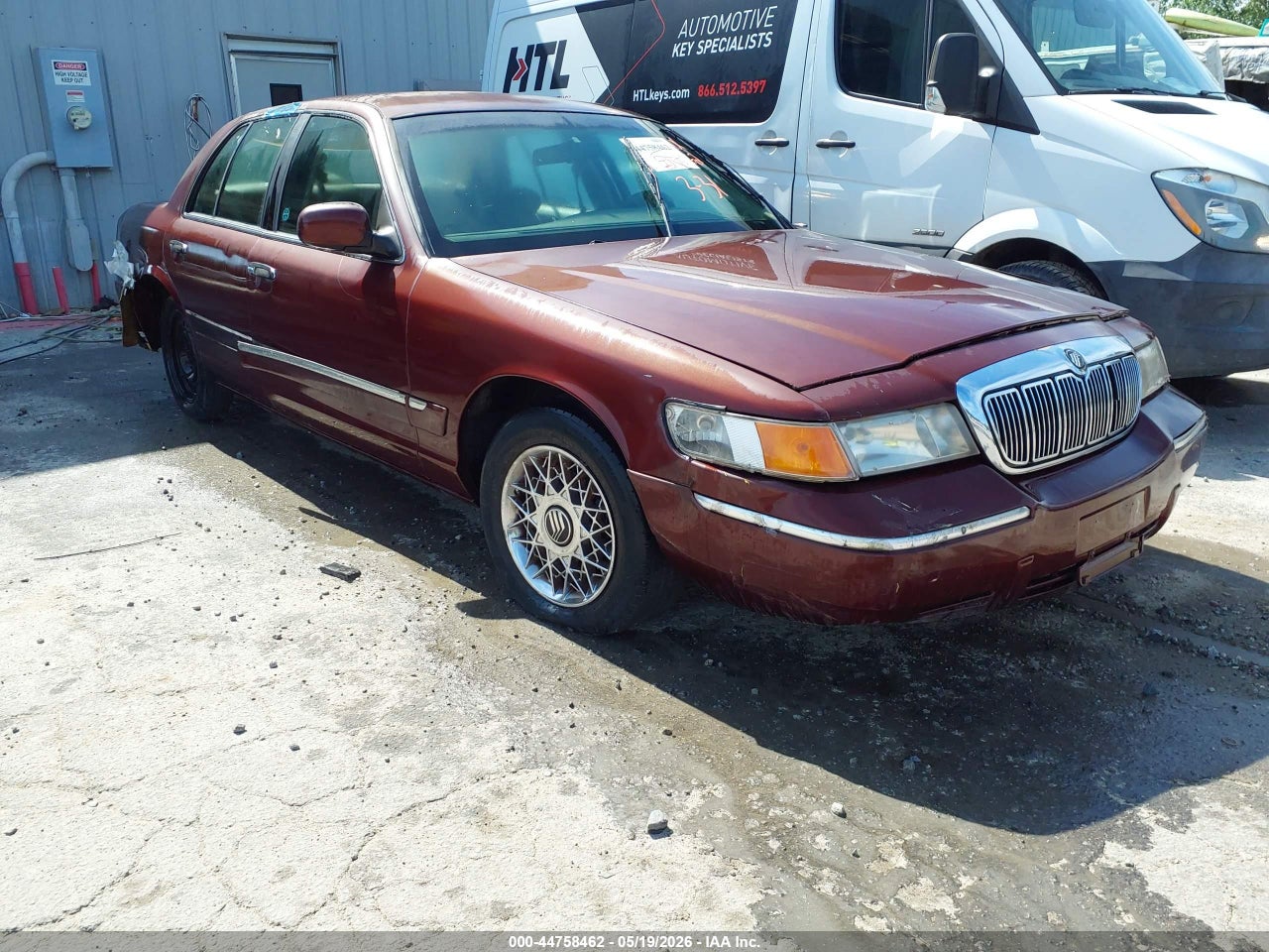 2MEFM74W21X****** · 2001 MERCURY GRAND MARQUIS GS