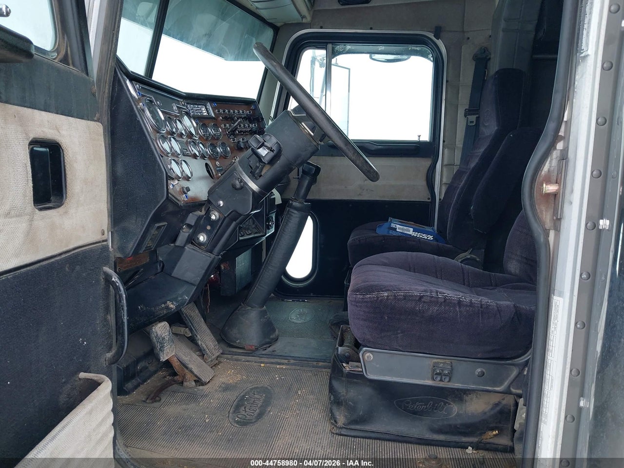 1997 PETERBILT 379   · 5/11
