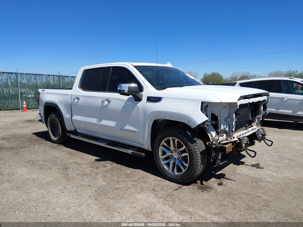 3GTU9DED0KG****** · 2019 GMC SIERRA 1500 SLT