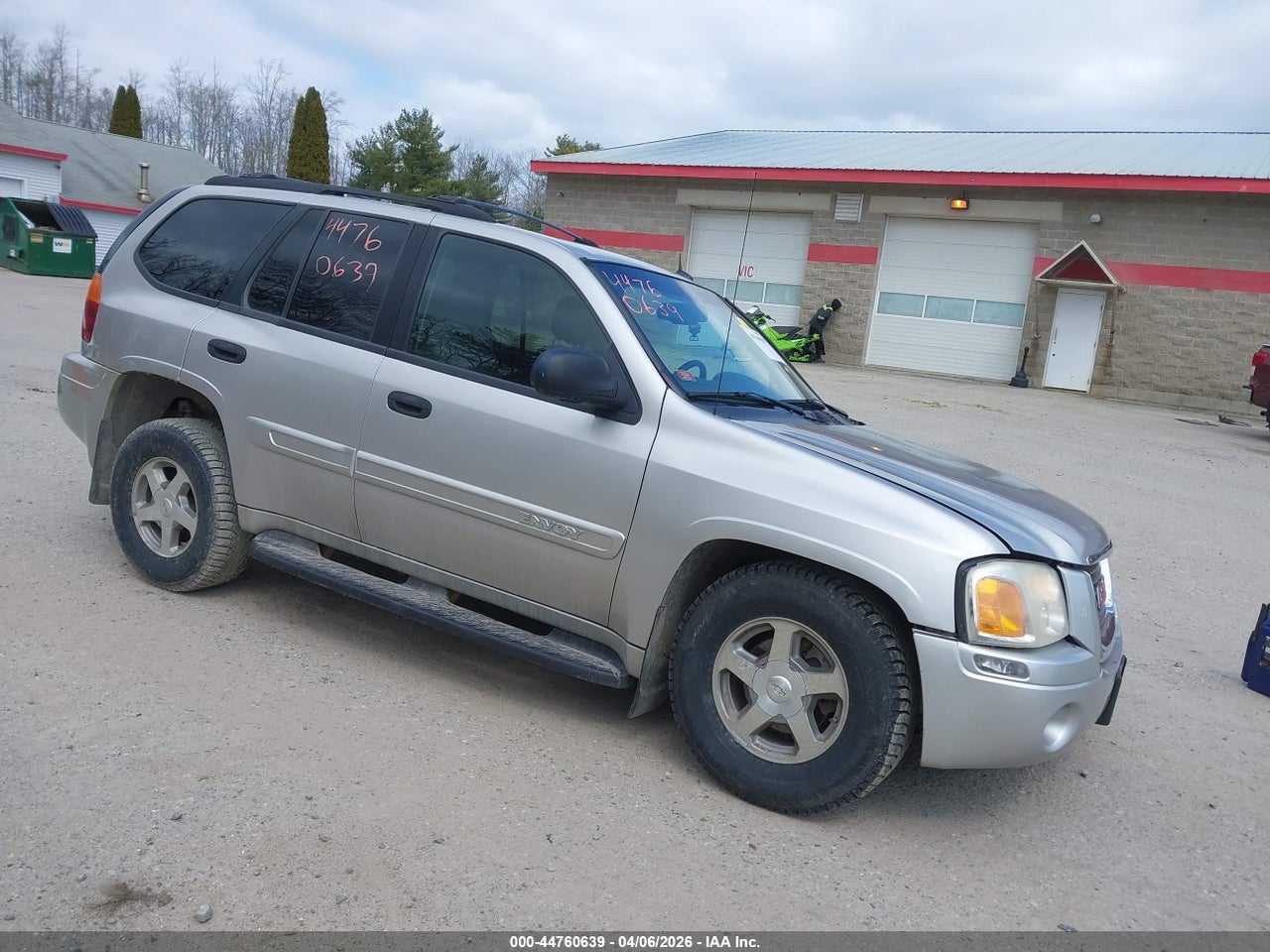 1GKDT13S352****** · 2005 GMC ENVOY SLE