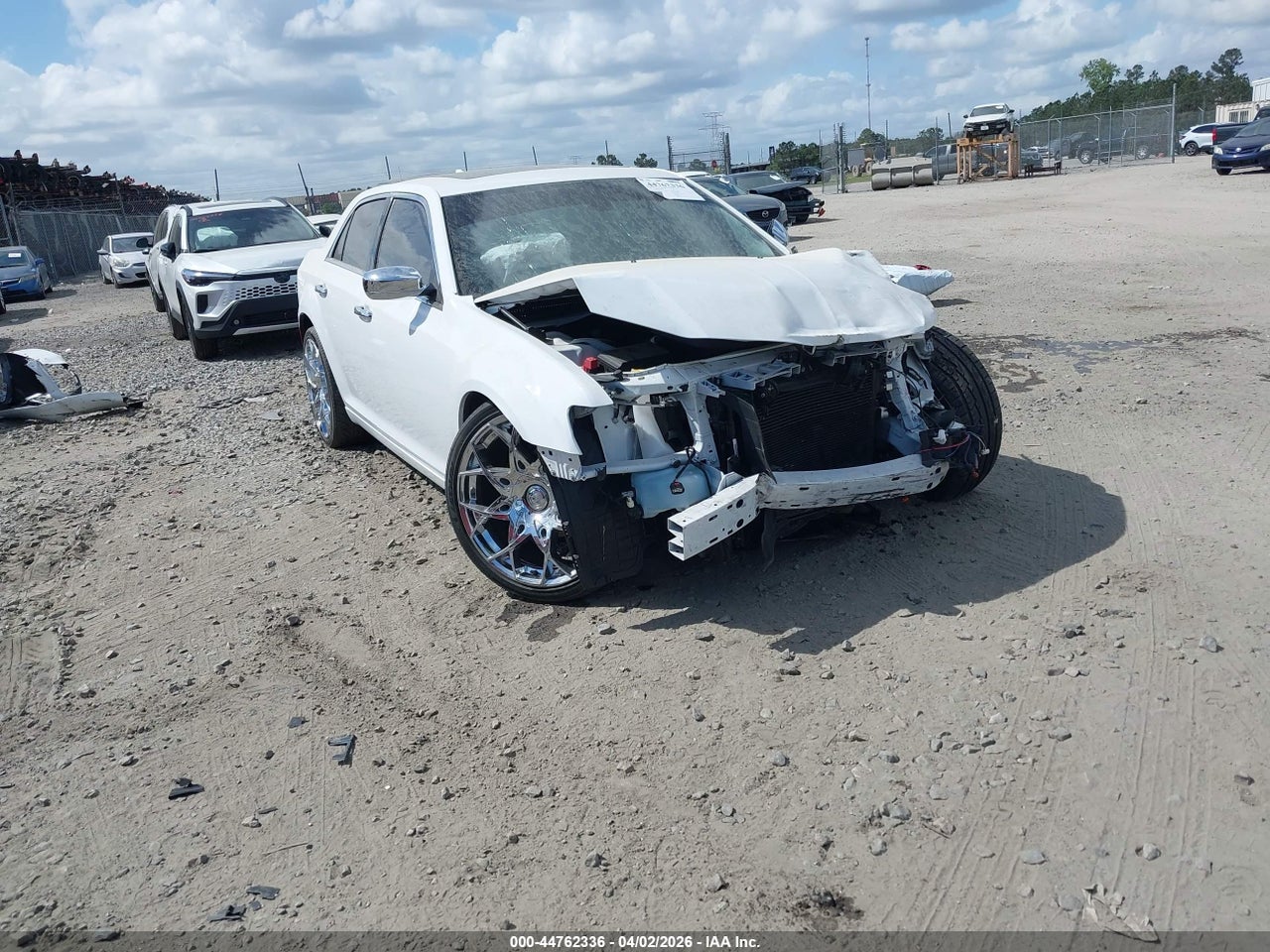 2C3CCAAG7LH****** · 2020 CHRYSLER 300 TOURING L