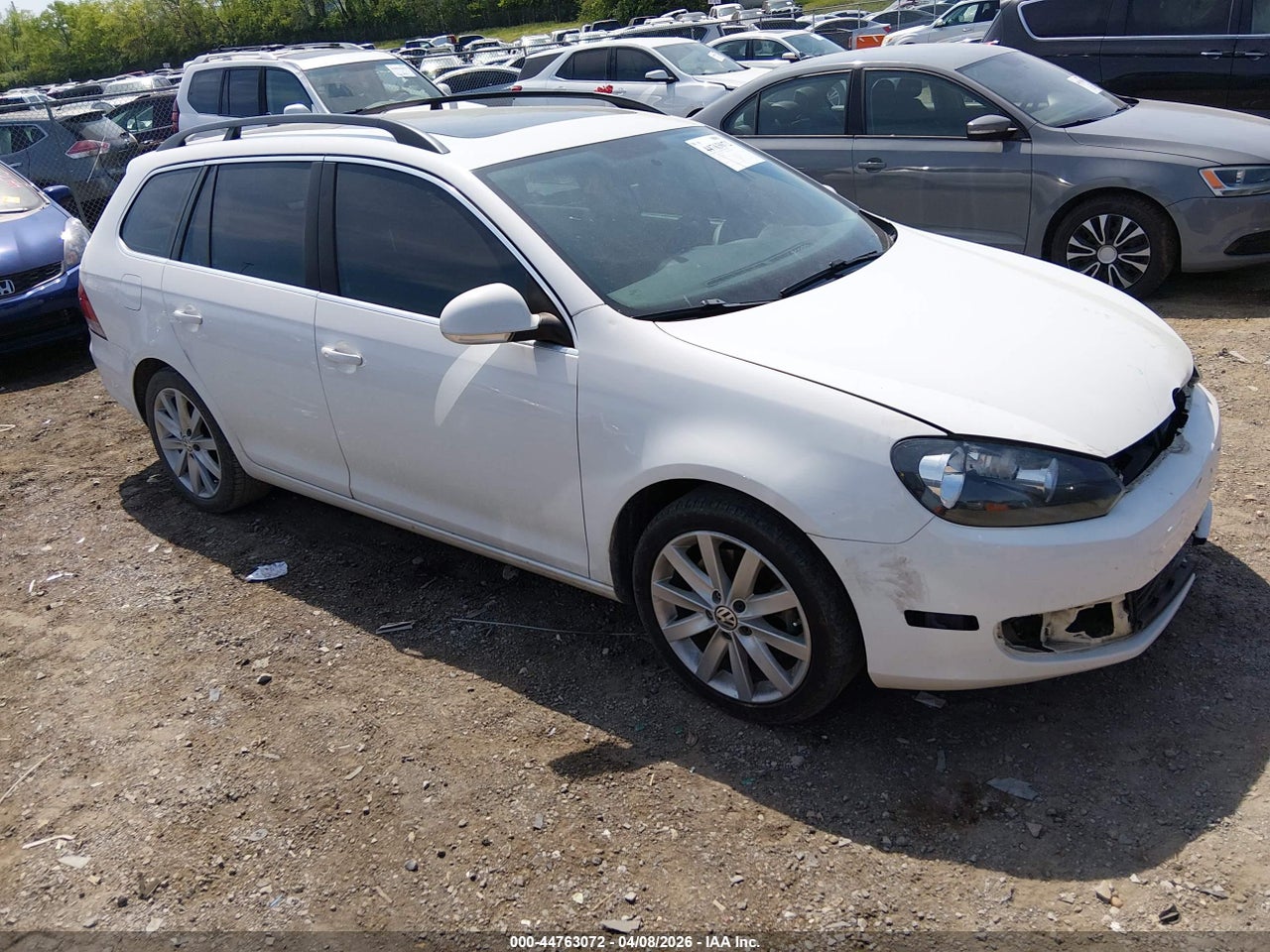 3VWPL7AJ8DM****** · 2013 VOLKSWAGEN JETTA SPORTWAGEN 2.0L TDI