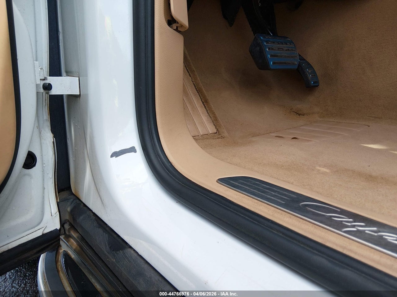 WP1AB2A25CL****** · 2012 PORSCHE CAYENNE S · 6/11