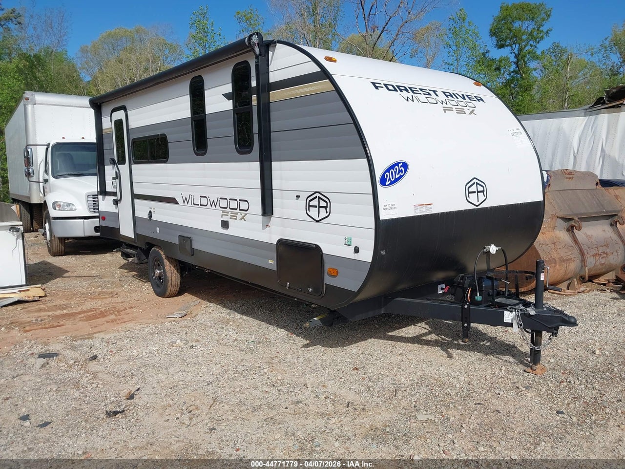 5ZT2WDEC6SG****** · 2025 FOREST RIVER WILDWOOD