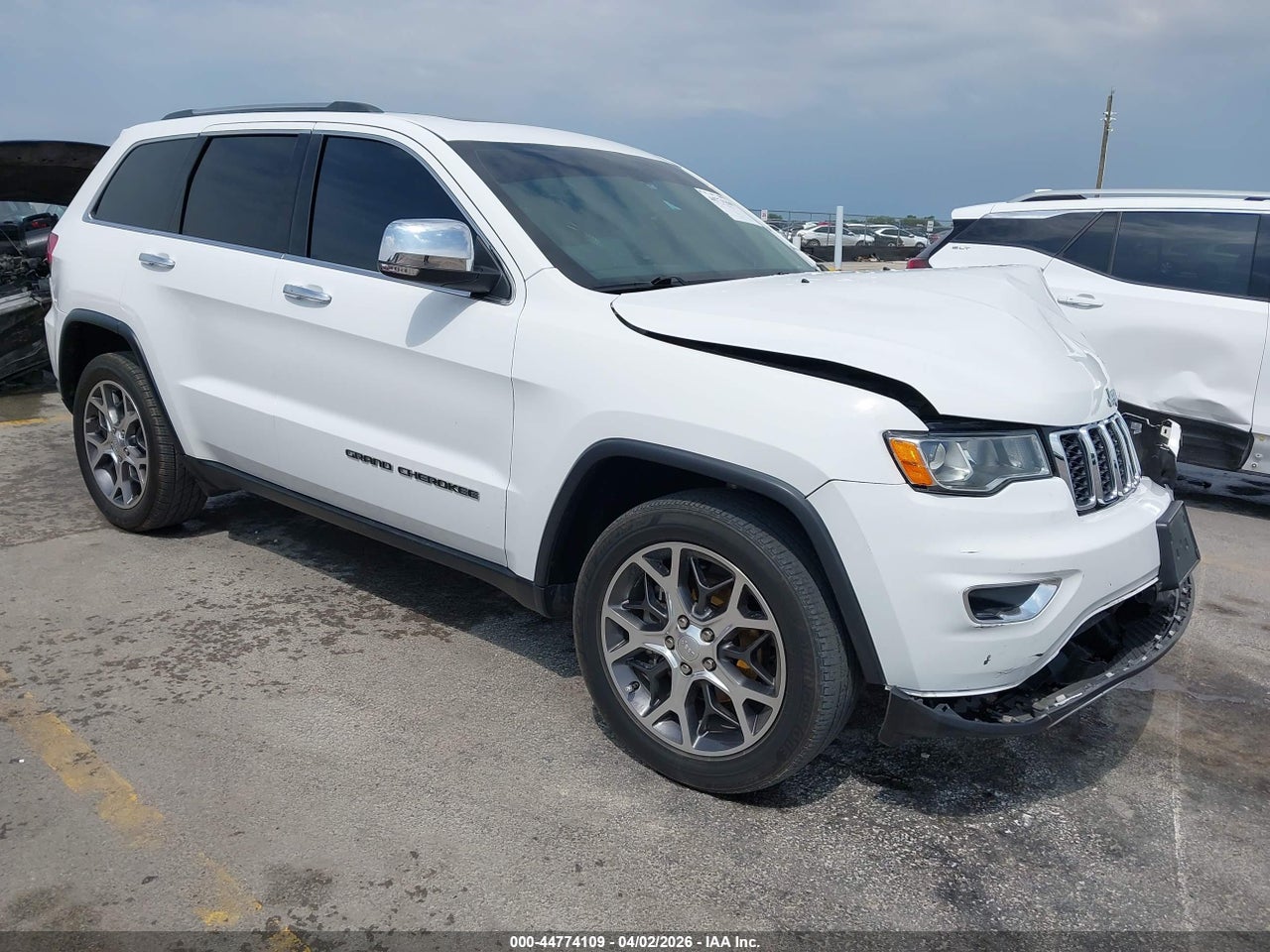 1C4RJEBG4KC****** · 2019 JEEP GRAND CHEROKEE LIMITED 4X2