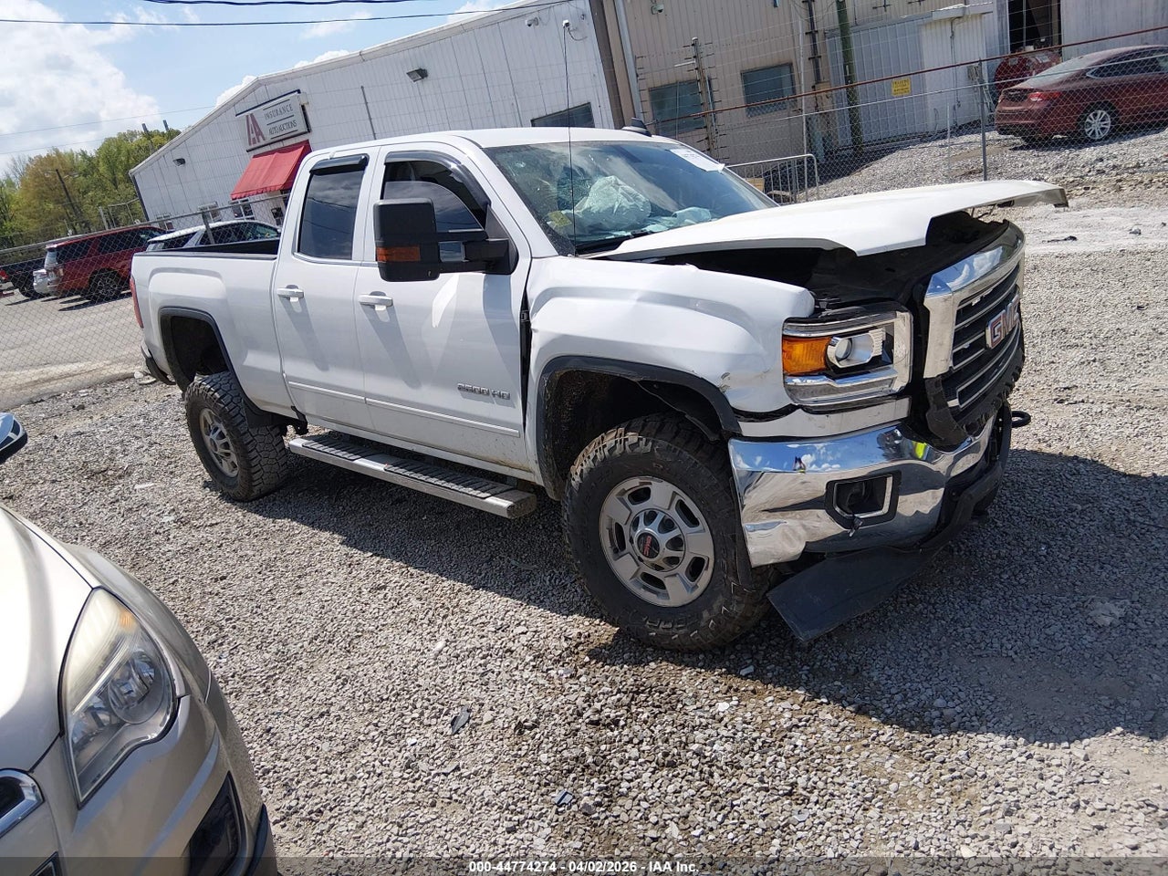 1GT21SEG8HZ****** · 2017 GMC SIERRA 2500HD SLE