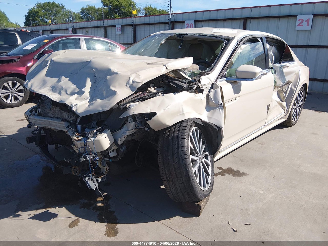2018 LINCOLN CONTINENTAL SELECT · 2/10