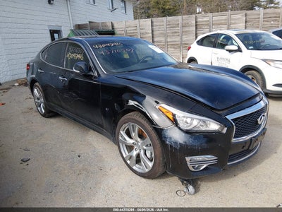 JN1BY1AR9FM****** · 2015 INFINITI Q70 3.7X