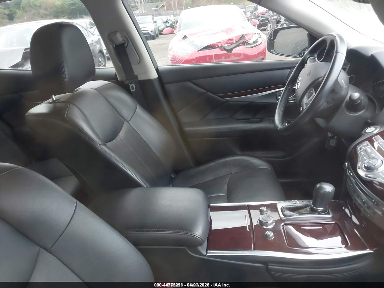 2015 INFINITI Q70 3.7X · 5/11