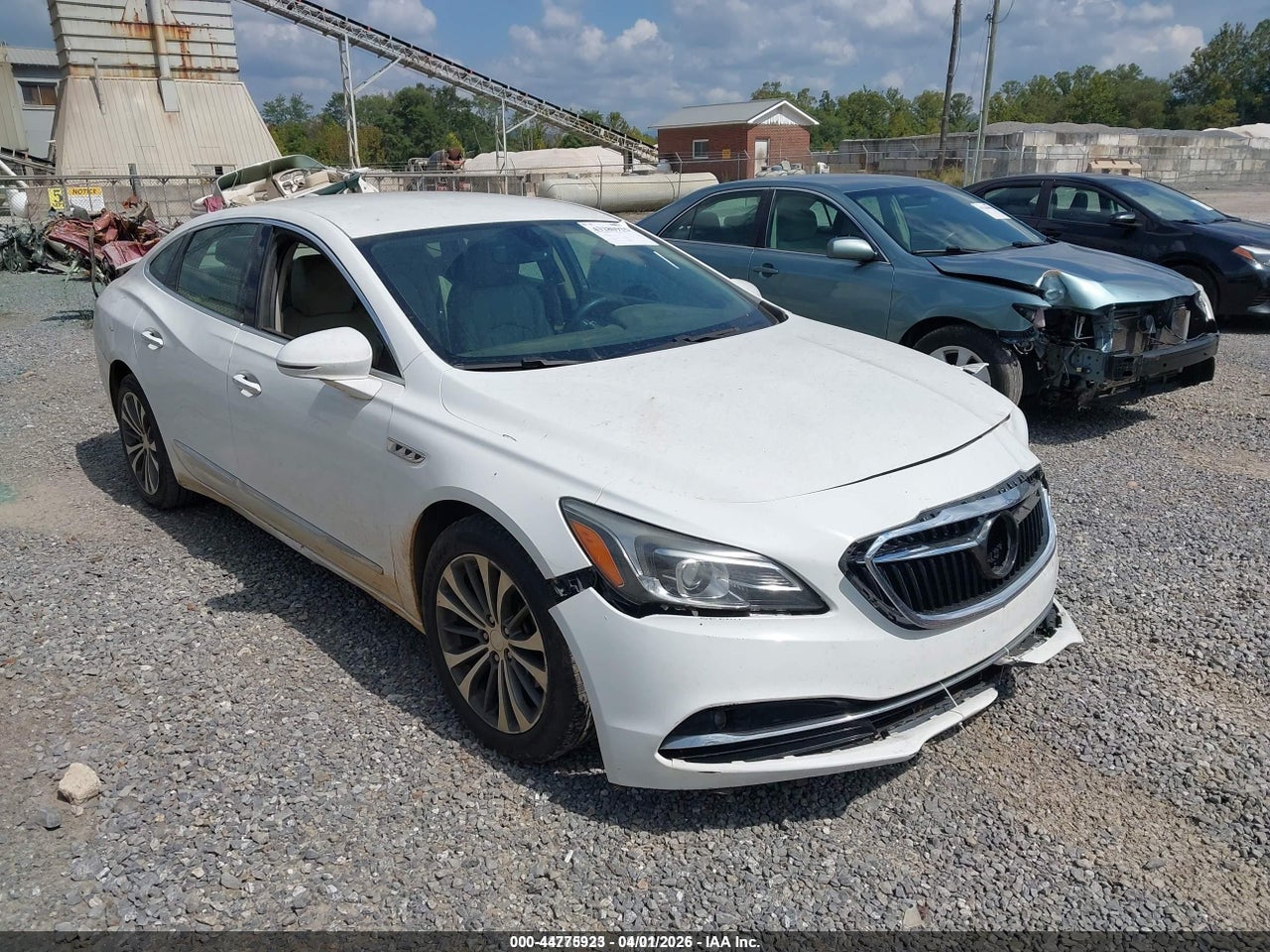 1G4ZP5SS7HU****** · 2017 BUICK LACROSSE ESSENCE