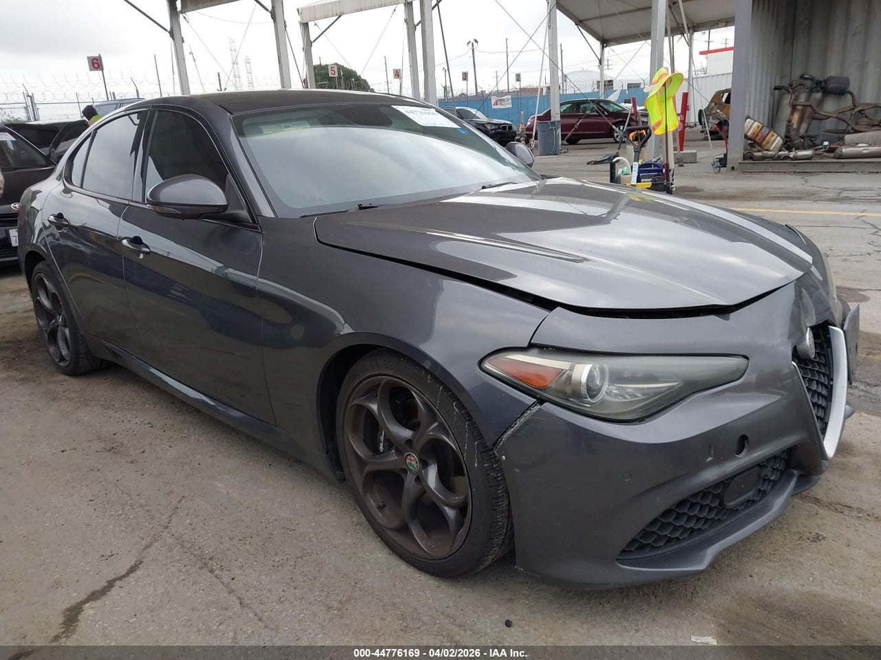 ZARFAECN6H7****** · 2017 ALFA ROMEO GIULIA TI RWD