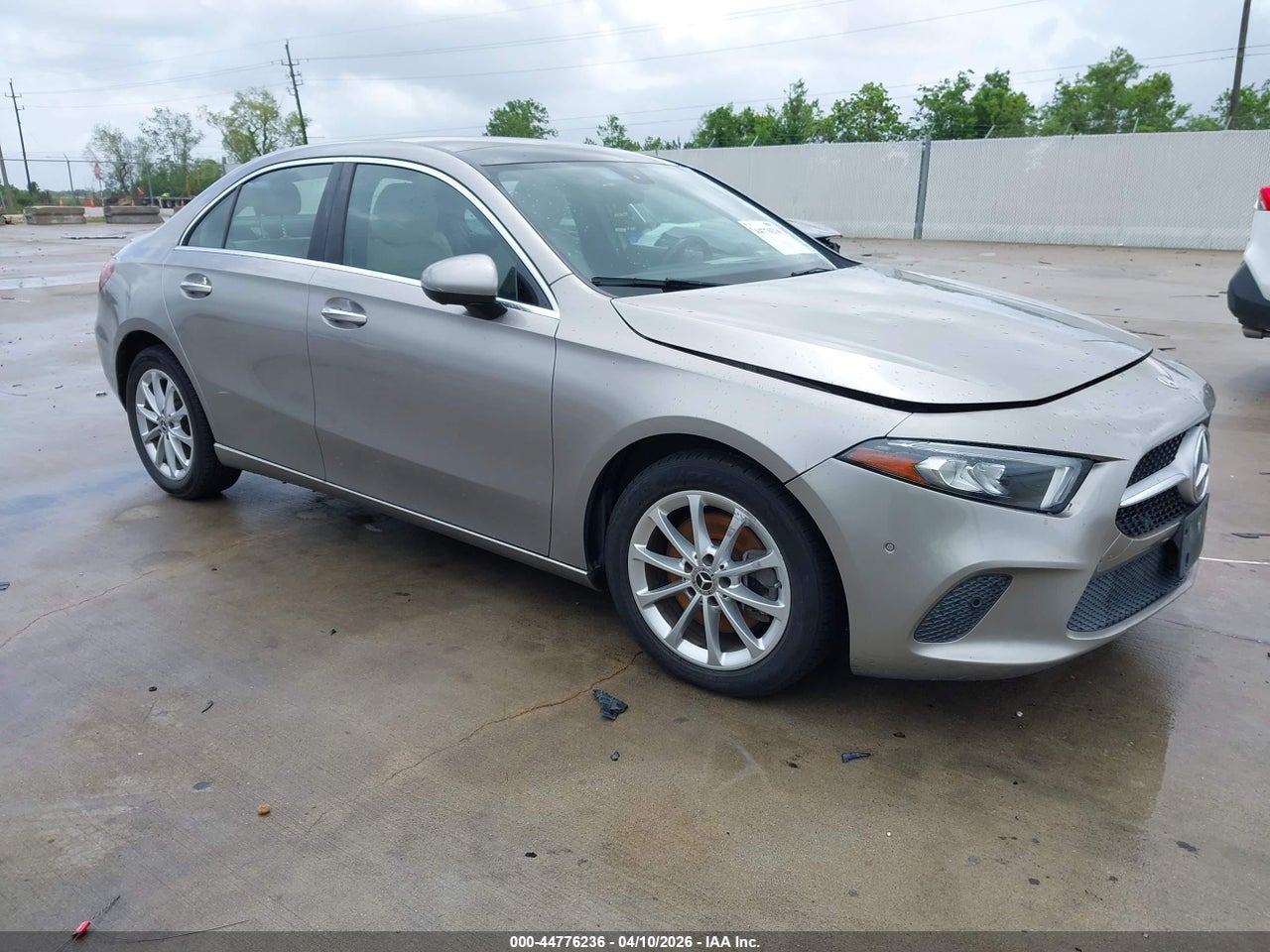W1K3G4EB1MJ****** · 2021 MERCEDES-BENZ A 220