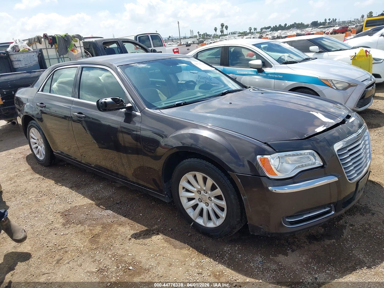 2C3CCAAG2CH****** · 2012 CHRYSLER 300