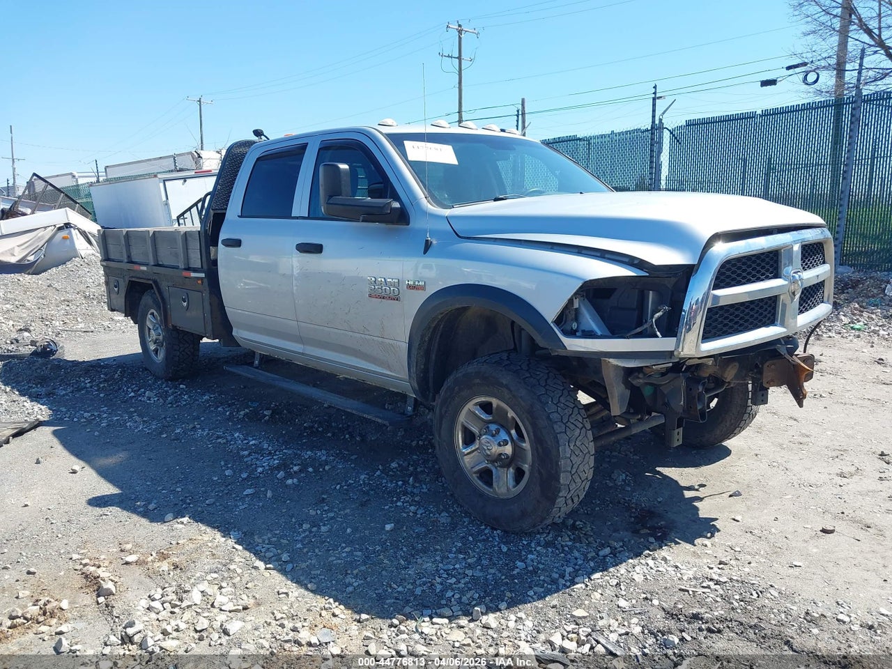 3C6UR5HJ6JG****** · 2018 RAM 2500 TRADESMAN  4X4 8' BOX