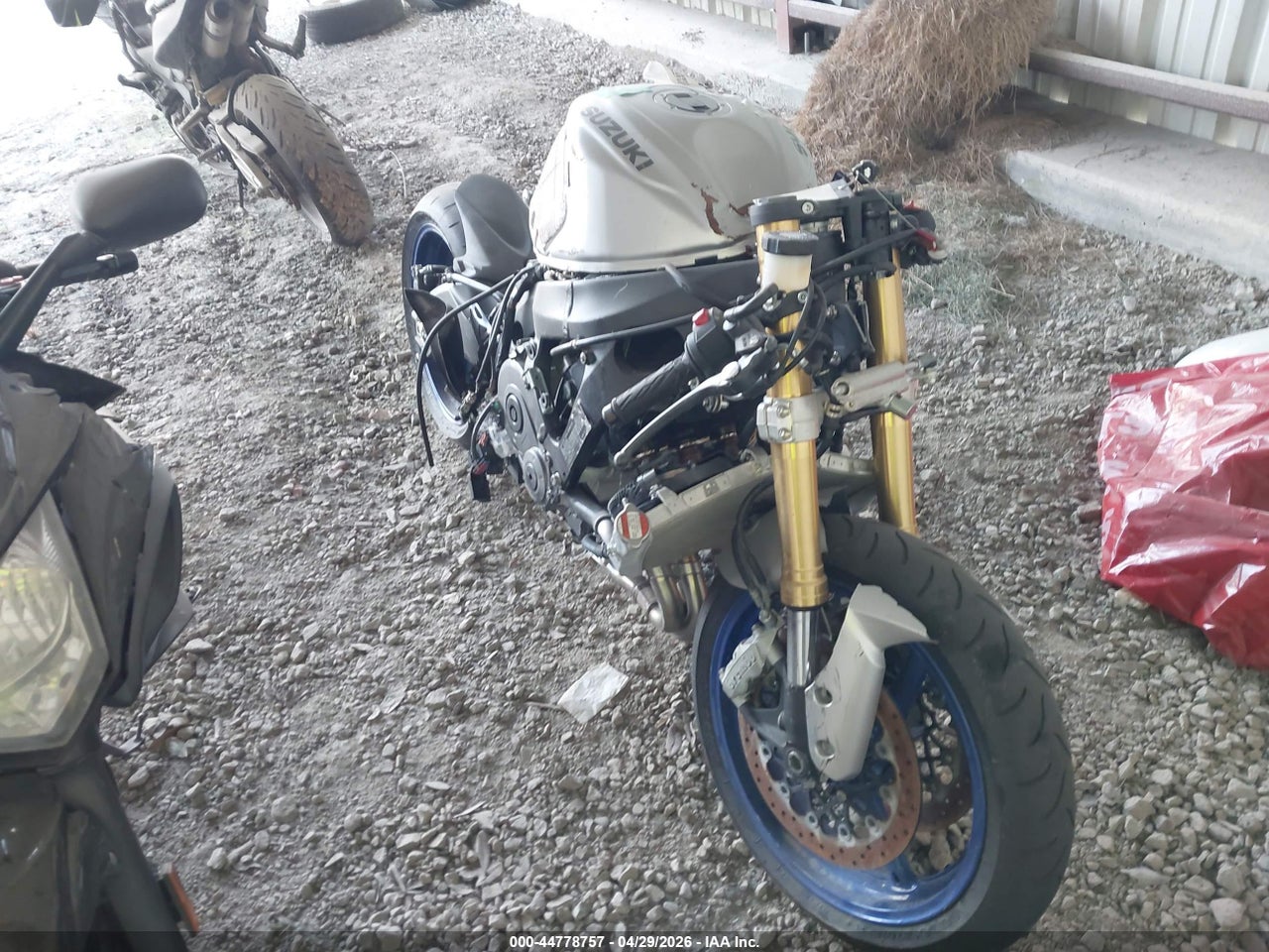 JS1GR7MA7T7****** · 2026 SUZUKI GSX-R750