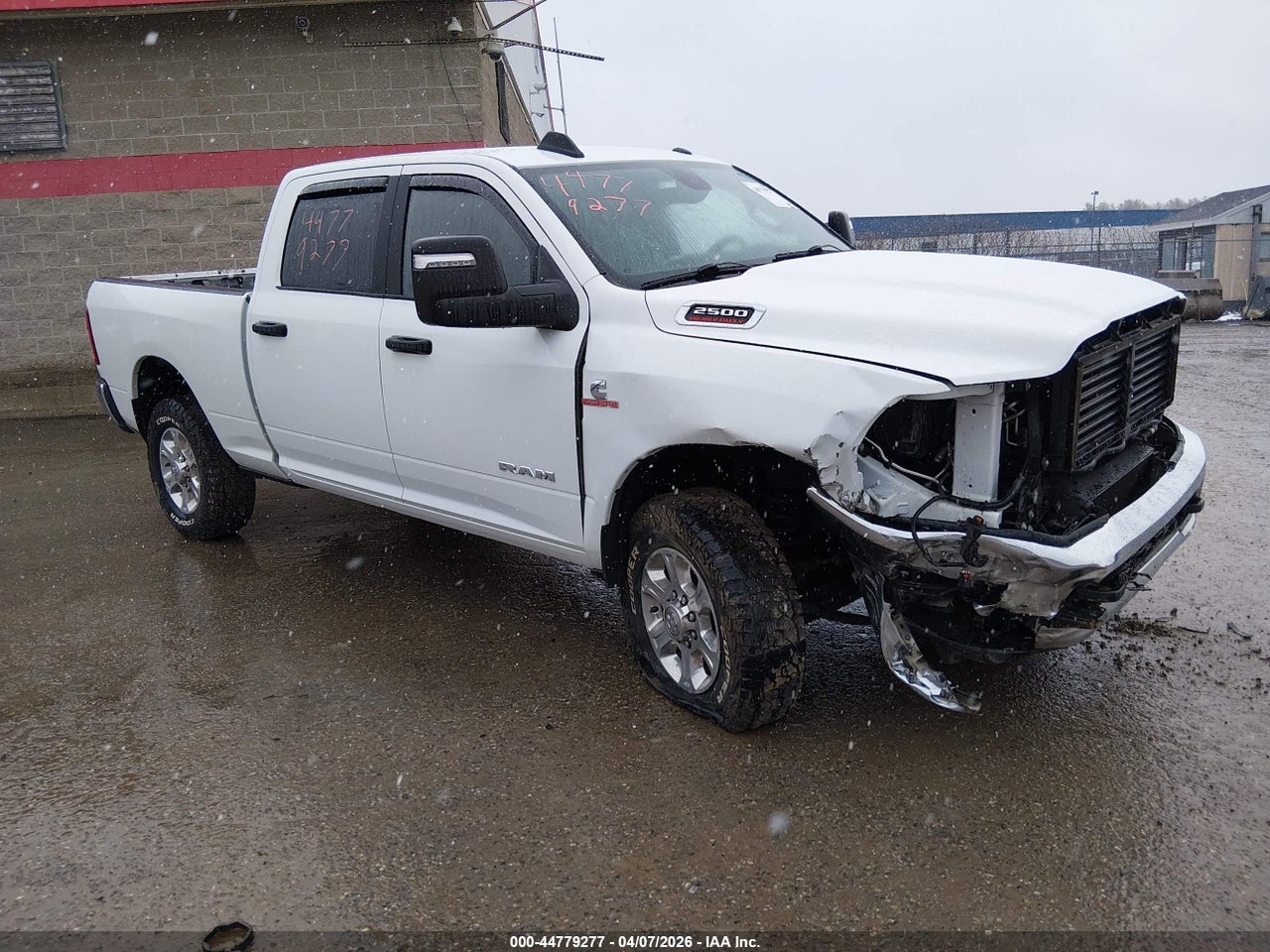 3C6UR5DLXPG****** · 2023 RAM 2500 BIG HORN  4X4 6'4 BOX