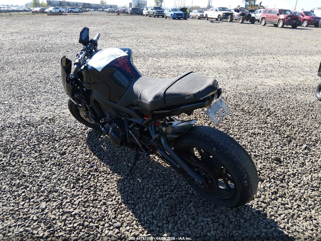 2016 YAMAHA FZ09 · 3/11