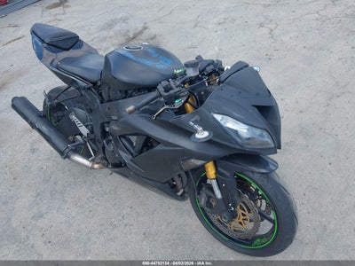 JKBZXJE10FA****** · 2015 KAWASAKI ZX636 E