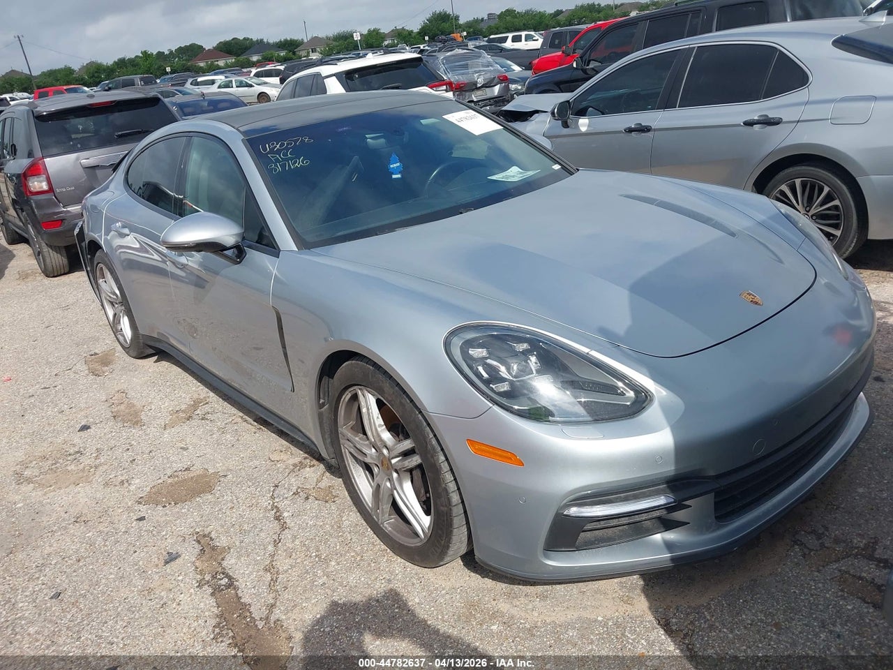WP0AA2A77KL****** · 2019 PORSCHE PANAMERA 4