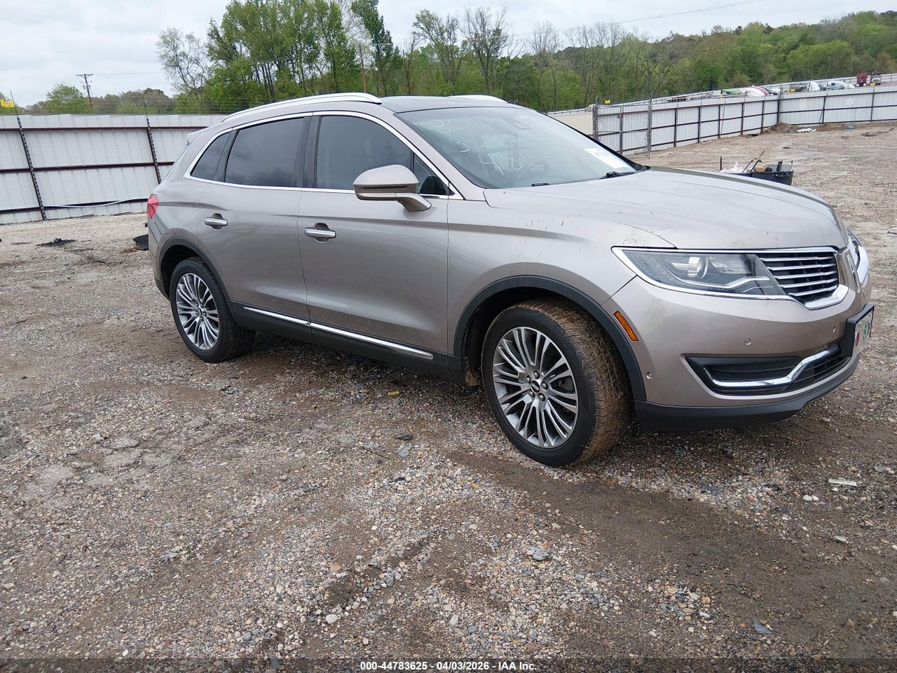 2LMPJ6LR1JB****** · 2018 LINCOLN MKX RESERVE