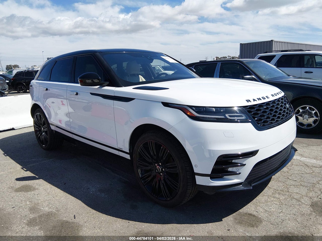 SALYL2RN8JA****** · 2018 LAND ROVER RANGE ROVER VELAR D180 SE R-DYNAMIC