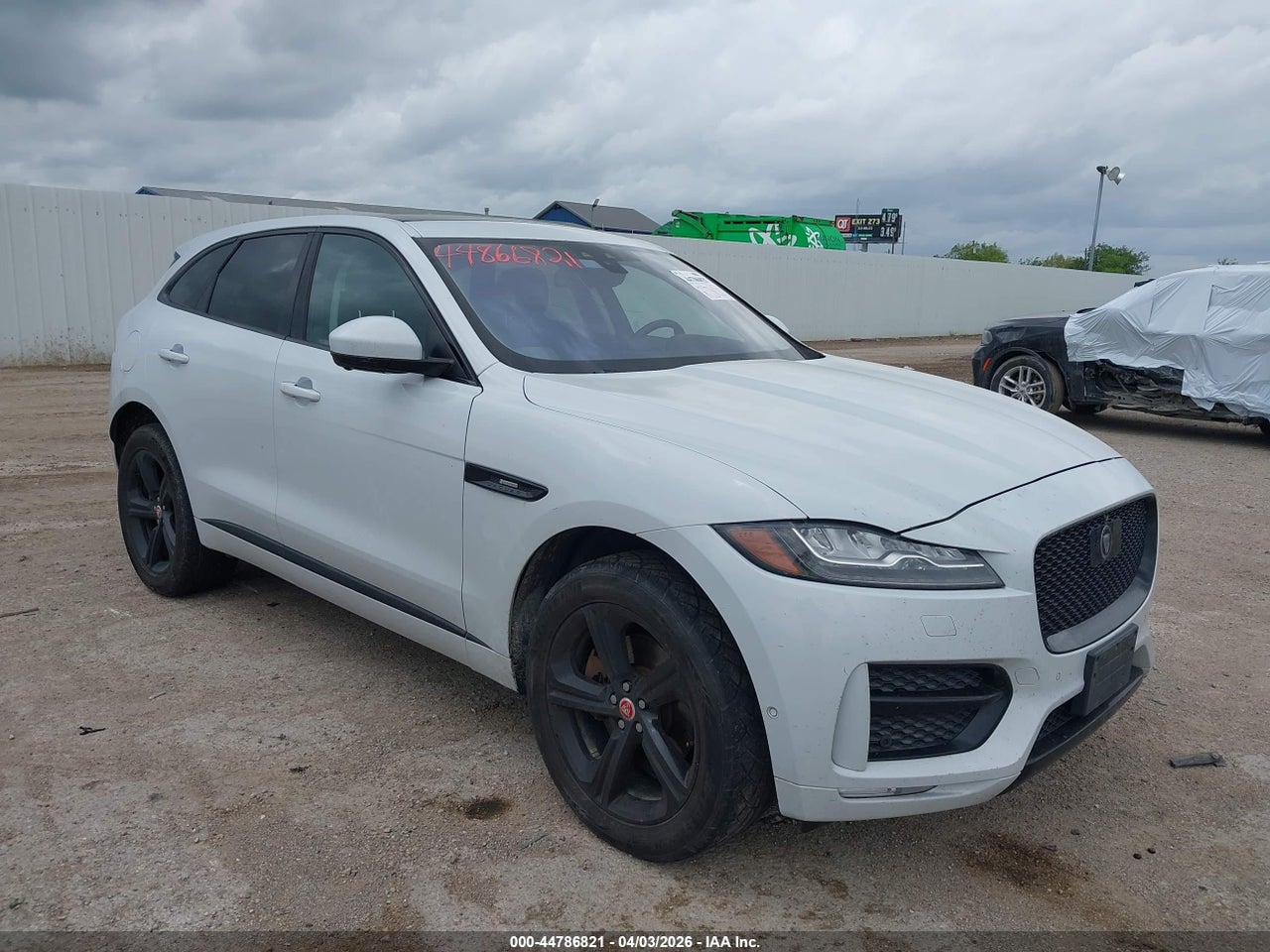 SADCL2BV0HA****** · 2017 JAGUAR F-PACE 35T R-SPORT