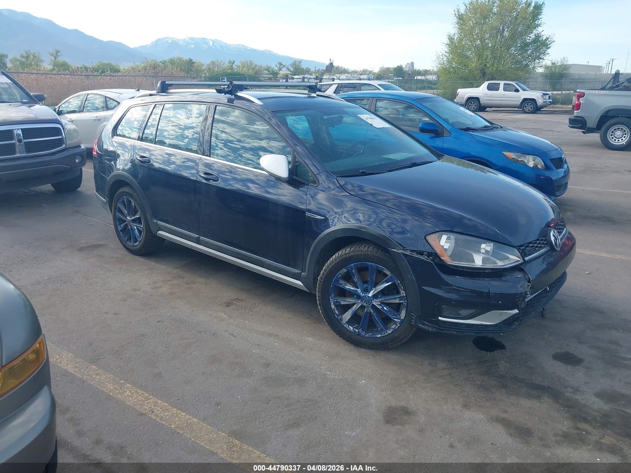 3VWH17AU0HM****** · 2017 VOLKSWAGEN GOLF ALLTRACK TSI S/TSI SE/TSI SEL
