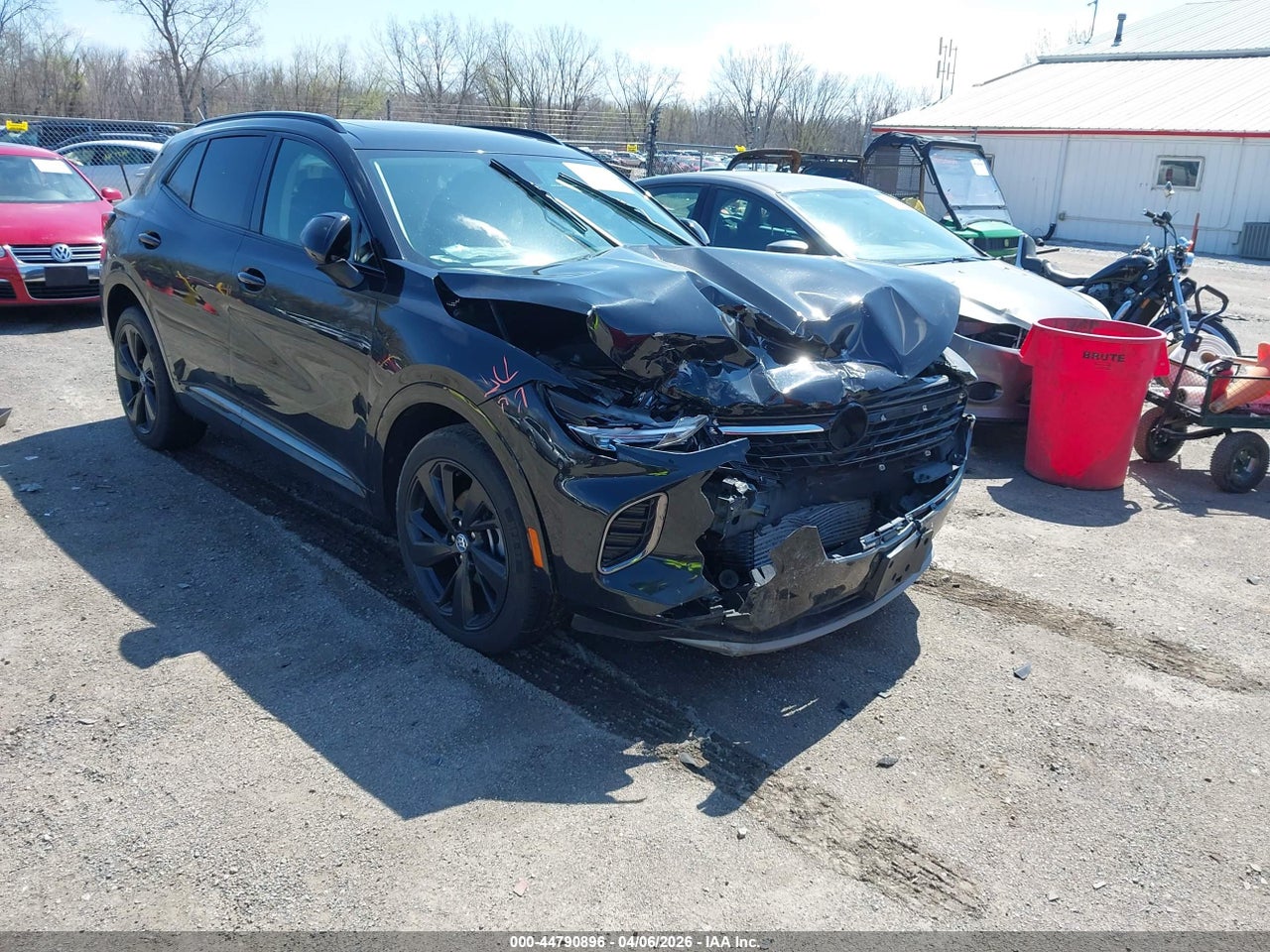 LRBFZPR43PD****** · 2023 BUICK ENVISION ESSENCE AWD