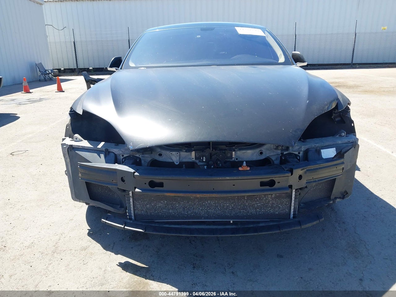 2014 TESLA MODEL S P85 · 6/11