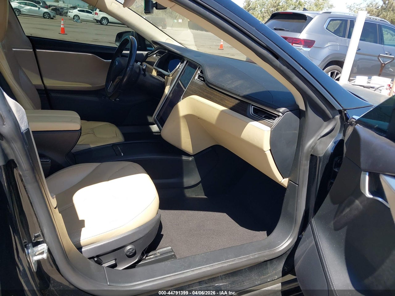 2014 TESLA MODEL S P85 · 5/11