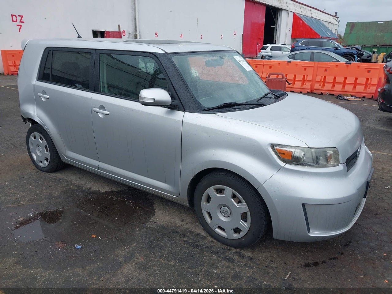 JTLKE50E381****** · 2008 SCION XB