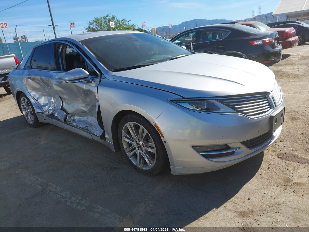 3LN6L2LU2ER****** · 2014 LINCOLN MKZ HYBRID