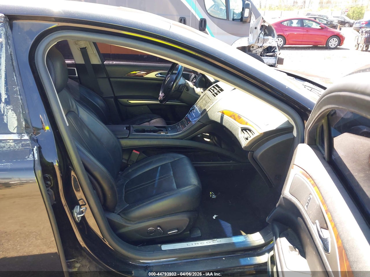 3LN6L2GK7FR****** · 2015 LINCOLN MKZ · 5/11
