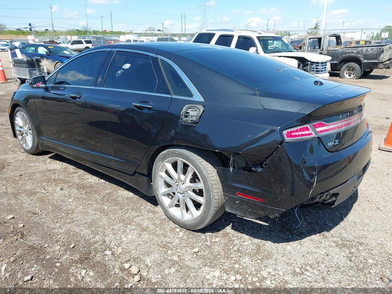 3LN6L2GK7FR****** · 2015 LINCOLN MKZ · 3/11