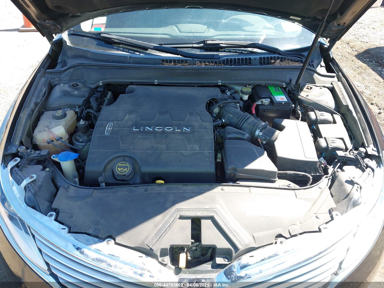 3LN6L2GK7FR****** · 2015 LINCOLN MKZ · 10/11