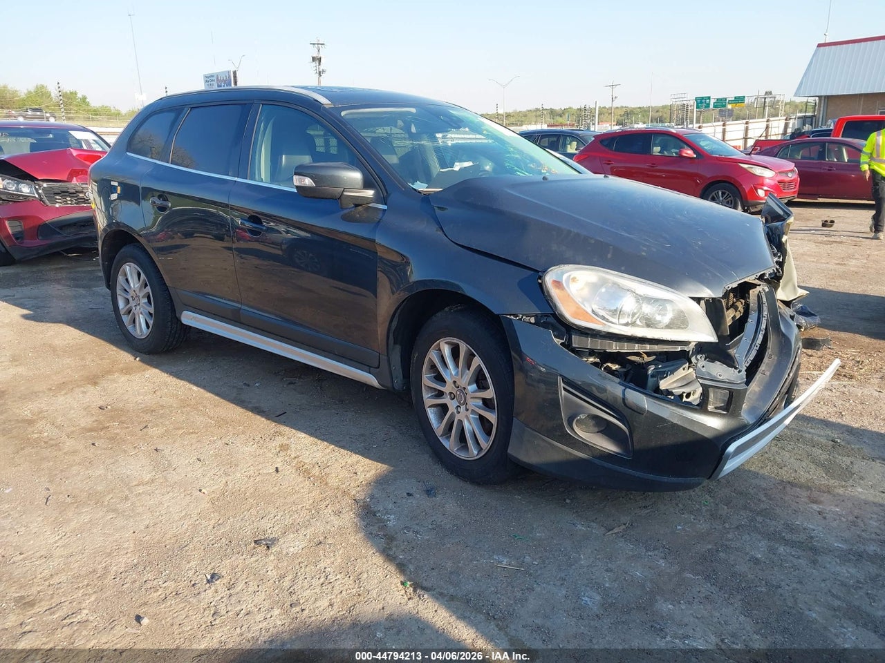 2010 VOLVO XC60 T6/T6 R-DESIGN